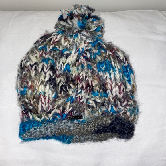 Prana Accessories - PrAna Pom Pom Beanie